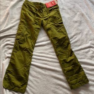 The North Face cargo pant women’s size 8